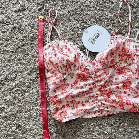 Princess Polly Maddi Cropped Pink & White Floral Top - Picture 6 of 7